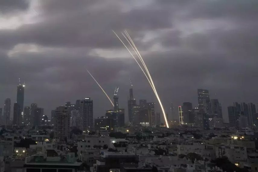 Perang Iran-Israel Panas, Puluhan WNI Tertahan di Kawasan Konflik