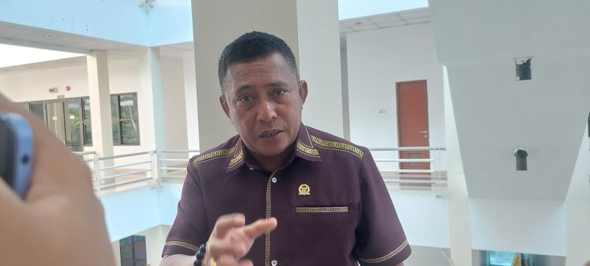 Belum Lama Dipasang Tiang Bollard Jalan Ahmad Yani Sudah Goyang, Sahib Ingatkan PUPR Kejar Pertanggungjawaban Kontraktor