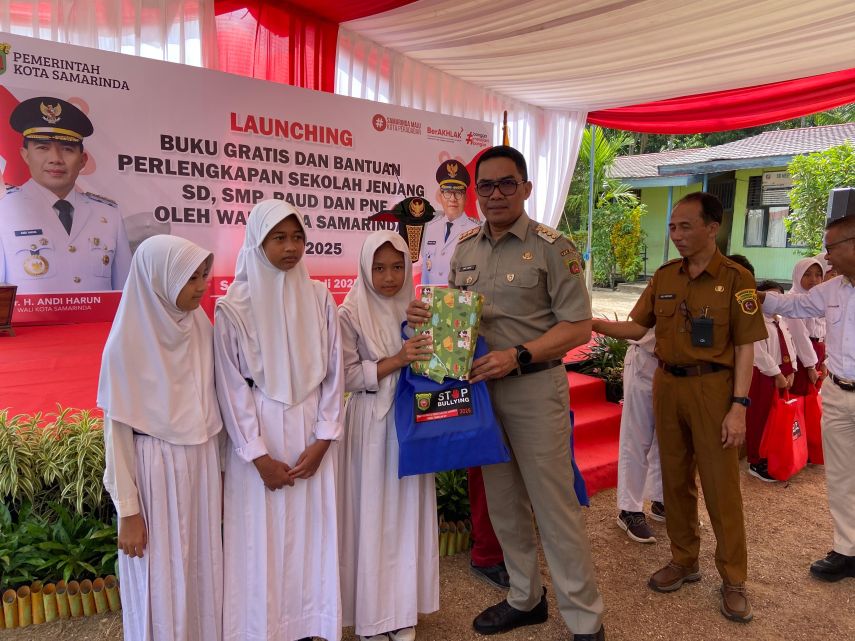 Cegah Jual Beli Buku di Sekolah Negeri, Pemkot Samarinda Cetak Mandiri LKPD Rp16 Miliar