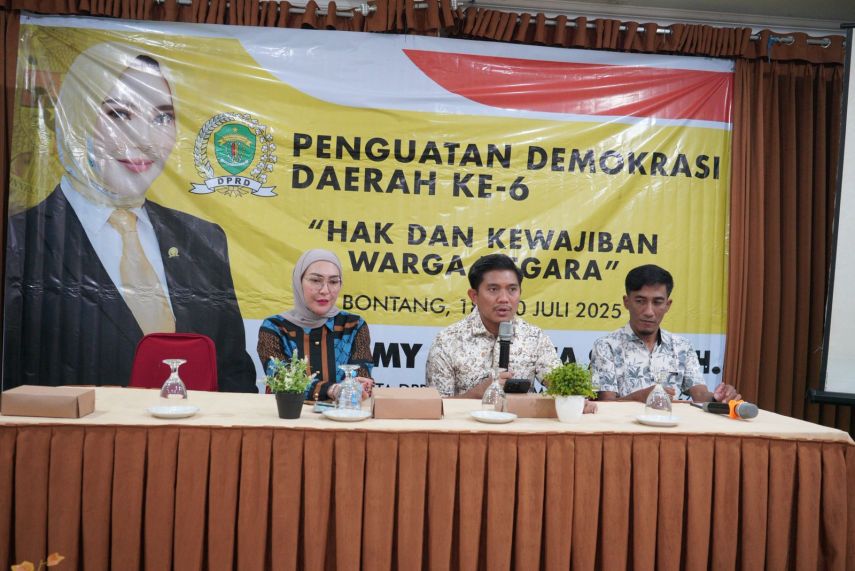 Penguatan Demokrasi Daerah, Shemmy Tekankan Pentingnya Pemahaman Hak dan Kewajiban Warga Negara