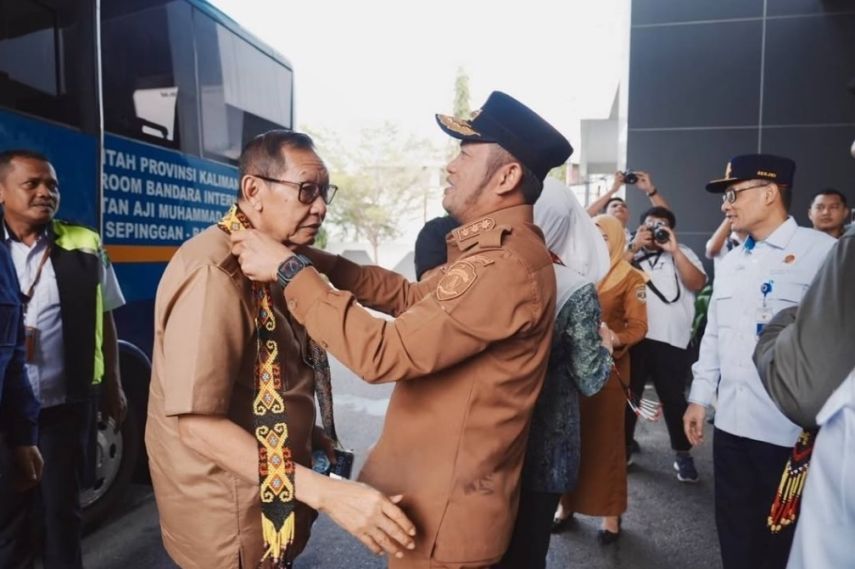 Sambut Komisi V DPR RI, Gubernur Kaltim Adukan Beras Seharga Rp1,2 Juta per 25 Kg