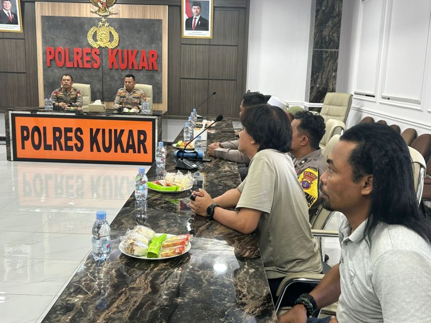 Masalah Warga Jonggon dan Brimob Diselesaikan Damai, Polres Kukar Fasilitasi Mediasi Terbuka