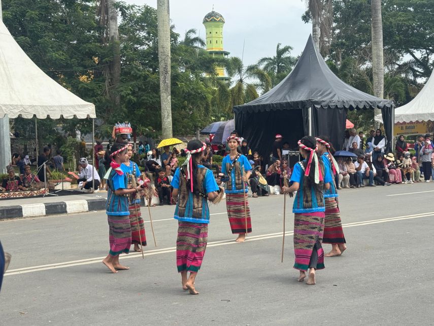 Kirab Budaya Jadi Pembuka Kukar Festival Budaya Nusantara 2025