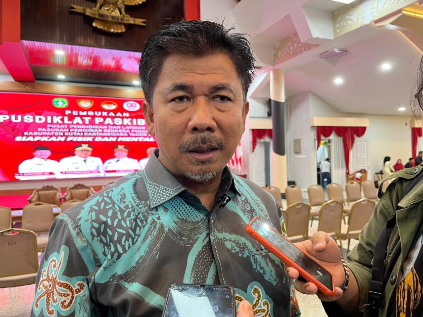 Defisit Capai Rp 955 Miliar, Pengadaan APBD Kukar 2025 Dihentikan Sementara