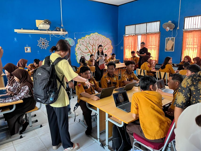 Tim Google Jepang Kunjungi Kukar, Sambangi Empat SMP dengan Tranformasi Digital