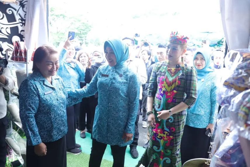 TP PKK Pusat dan Daerah Tunjukkan Dukungan Nyata untuk Produk Lokal di UMKM Festival 2025