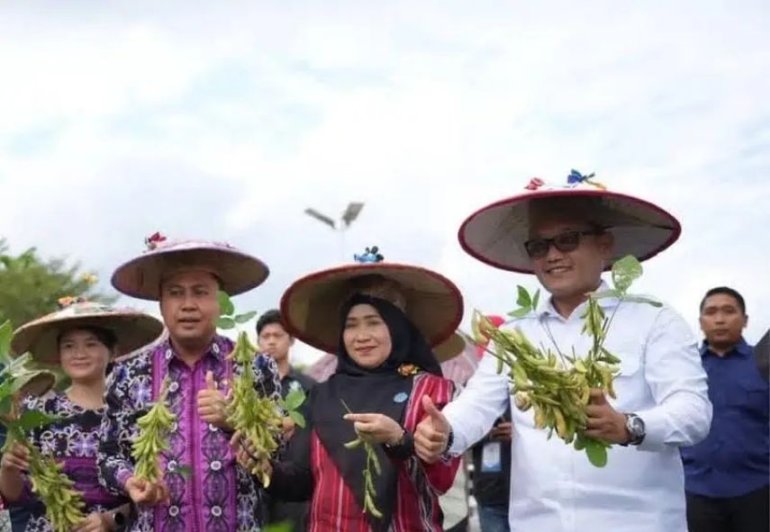 Wagub Kaltim Seno Aji Apresiasi Keberhasilan Peda XI, Lahan Kosong Disulap Jadi Lumbung Palawija di Kutai Barat