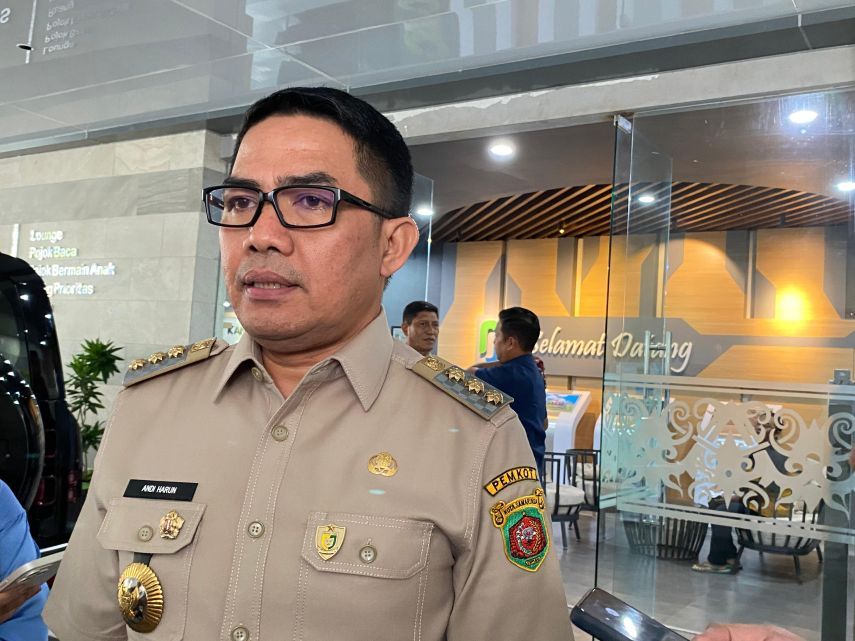 Wali Kota Andi Harun Sesalkan Pernyataan Kepala DLH Kaltim Soal Pengelolaan Sampah Samarinda: Minta Solusi, Bukan Hanya Kritik