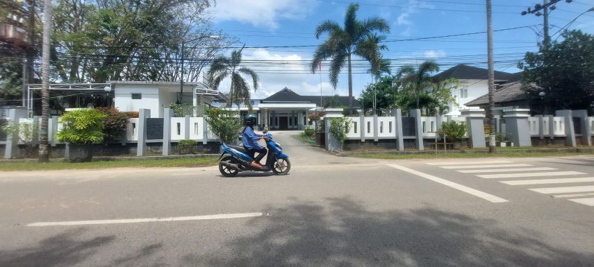 Wawali Agus Buka Posko Aduan di Rujab, Warga Ngeluh Soal Zonasi di SPMB hingga Susah Kerja karena Tak Punya Ordal