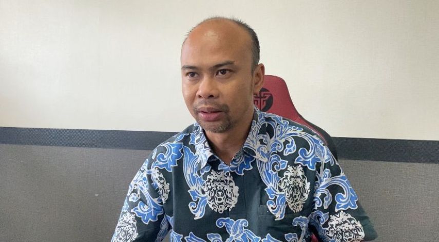 Viral Pemuda Tunggangi Penyu Dekan Fakultas Hukum Sebut Warga Lokal, Tetap Tak Benarkan Aksi Tersebut
