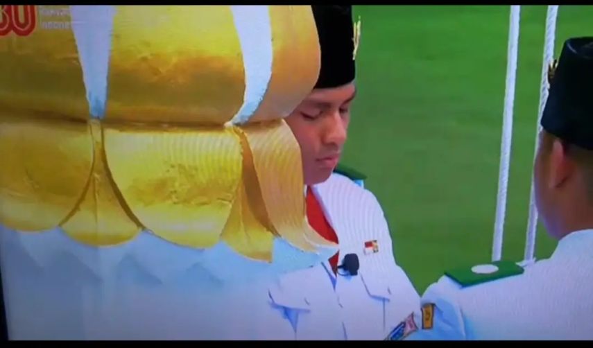 Putra Kaltim El Rayyi Mujahid Faqih Catat Sejarah, Jadi Pembentang Bendera Pusaka di Istana Merdeka