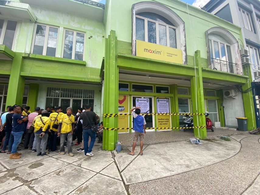 Tak Patuhi Tarif Resmi SK Gubernur Kaltim, Kantor Maxim Samarinda Kembali Disegel