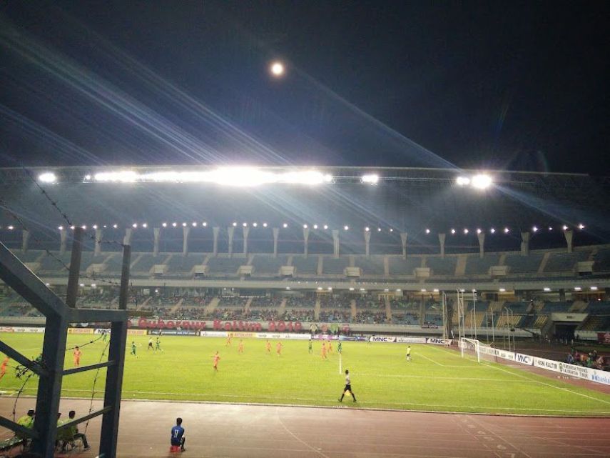 Dispora Kaltim Perbarui Pencahayaan Stadion Palaran, Siap Gelar Laga Malam