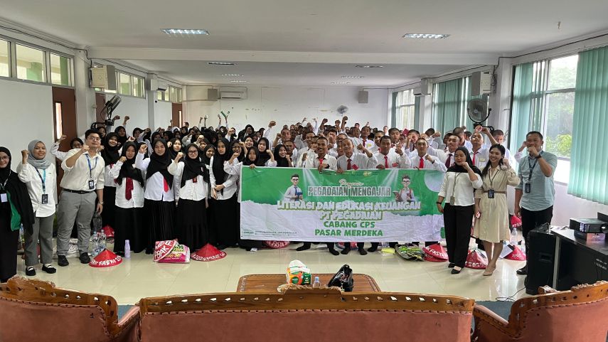 Lewat Program Pegadaian Mengajar, Bangun Generasi Cerdas Finansial di Kalangan Pelajar