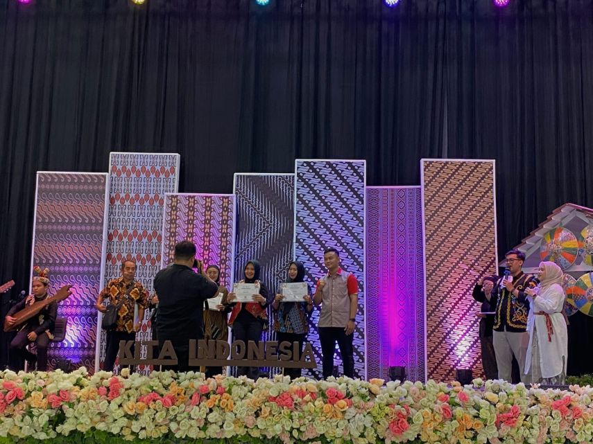RRI Samarinda Sukses Gelar “Kita Indonesia”, Ajak Generasi Muda Dekat dengan Tradisi