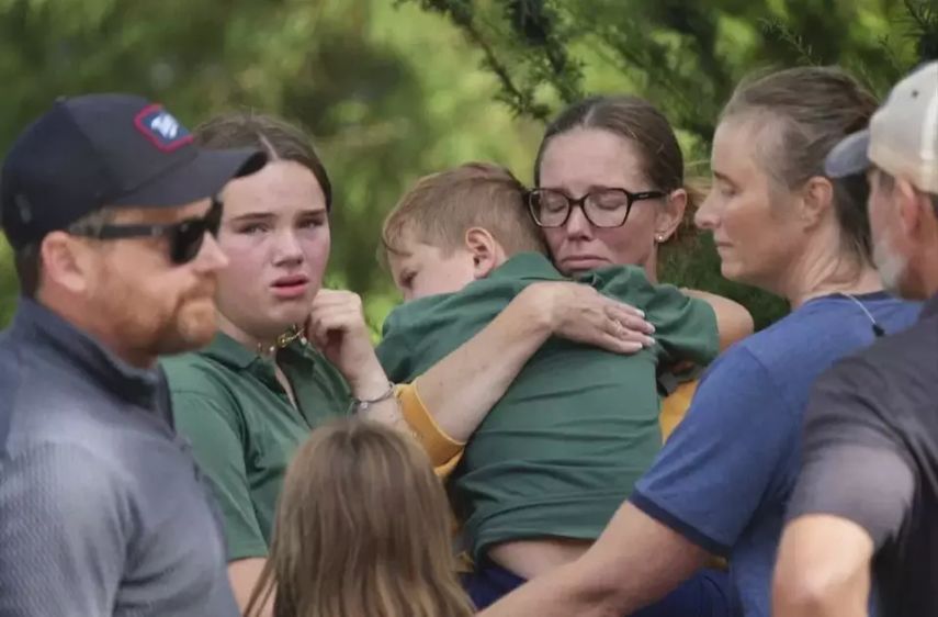 Tragedi Penembakan Gereja Minneapolis: Dua Anak Tewas, 17 Jemaat Luka-Luka