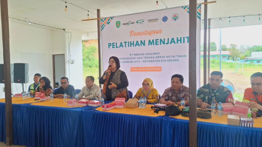 Bekali Perempuan di Kecamatan Kaliorang dengan Keterampilan, PT Indexim Coalindo Gelar Pelatihan Konveksi
