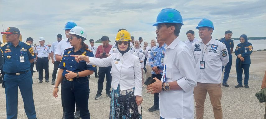 Bangunan Pelabuhan Bontang Kumuh dan Kurang Terawat, Wali Kota Neni Tegur PT LBB