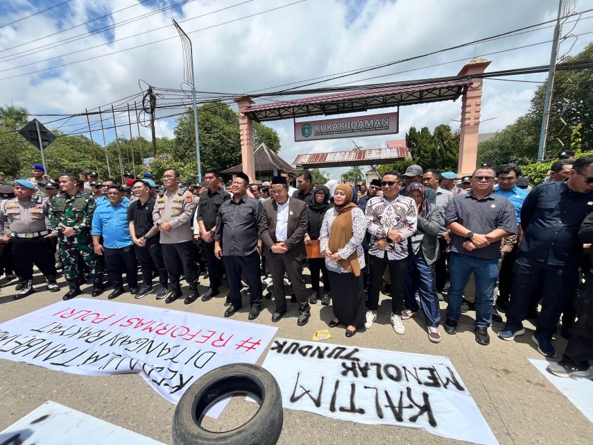 Aliansi Kukar Menggugat Jalani Aksi dengan Kondusif, DPRD Kukar Teken Nota Kesepahaman 12 Tuntutan