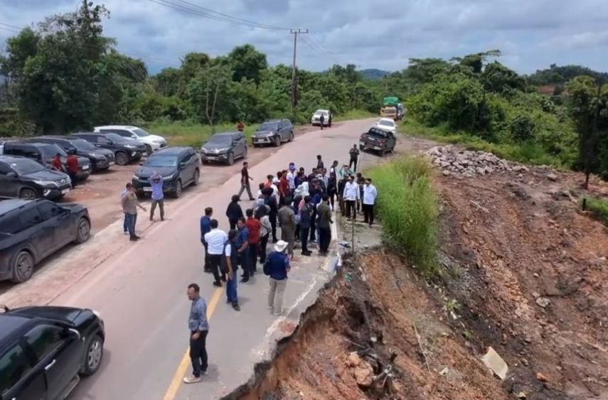 Jalan Sangatta–Bengalon Rusak Parah, Gubernur Kaltim Ancam Hentikan Aktivitas KPC Jika Tak Segera Perbaiki