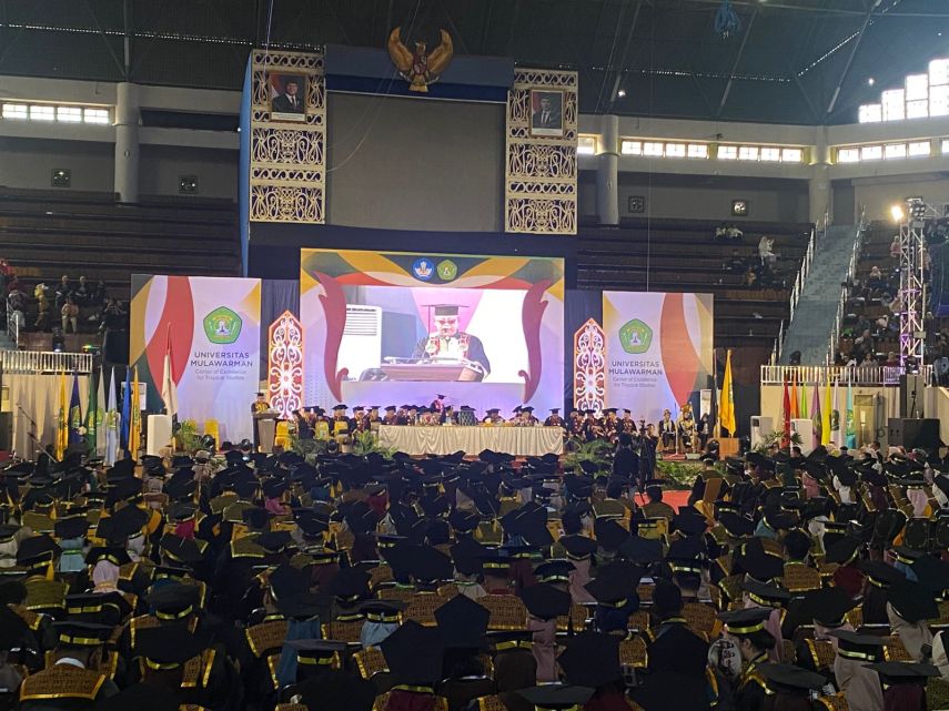 Wisuda Unmul, 2.518 Lulusan Siap Hadapi Tantangan Industri dan Bangun Peluang Usaha