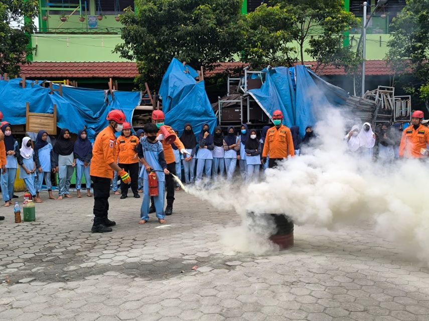 Tanamkan Kesadaran Sejak Dini, BPBD Bontang Sosialisasikan Mitigasi Bencana ke Siswa SDN 001 Bontang Selatan