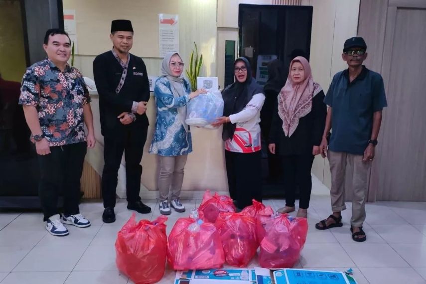 DPMD Kukar Salurkan Sampah Plastik ke Bank Sampah DLHK, Dorong Sinergi Pengelolaan Lingkungan Berkelanjutan