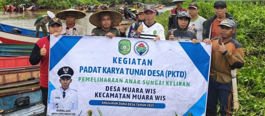 Warga Muara Wis Gotong Royong Bersihkan Anak Sungai Keliran Lewat Program PKTD