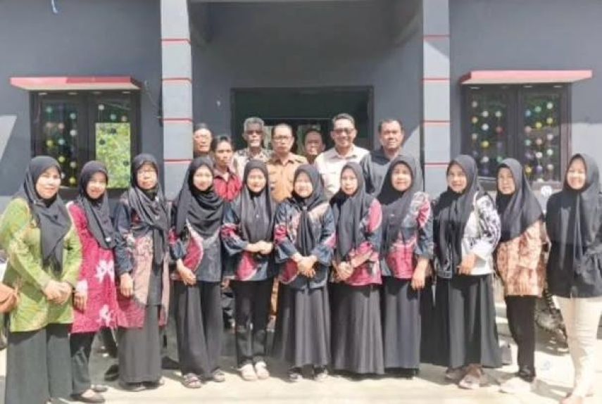 DPMD Kukar Dampingi Kelurahan Timbau Wujudkan Posyandu Sesuai Standar Pelayanan Minimal