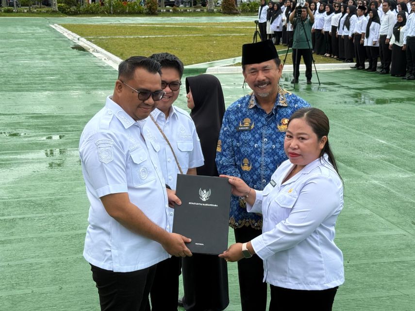 1.870 Tenaga P3K dan Paruh Waktu Resmi Dilantik, Bupati Kukar Tekankan Disiplin dan Pemerataan Pelayanan