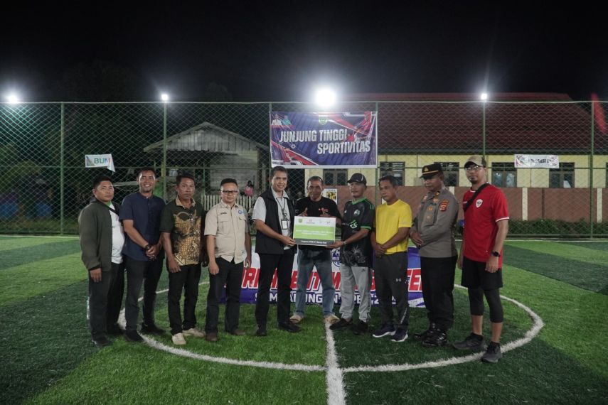 PT Berau Coal Resmikan Lapangan Mini Soccer untuk Warga Sambakungan