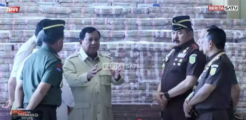 Prabowo Saksikan Penyerahan Uang Rp13 Triliun dari Kasus Korupsi CPO di Kejagung