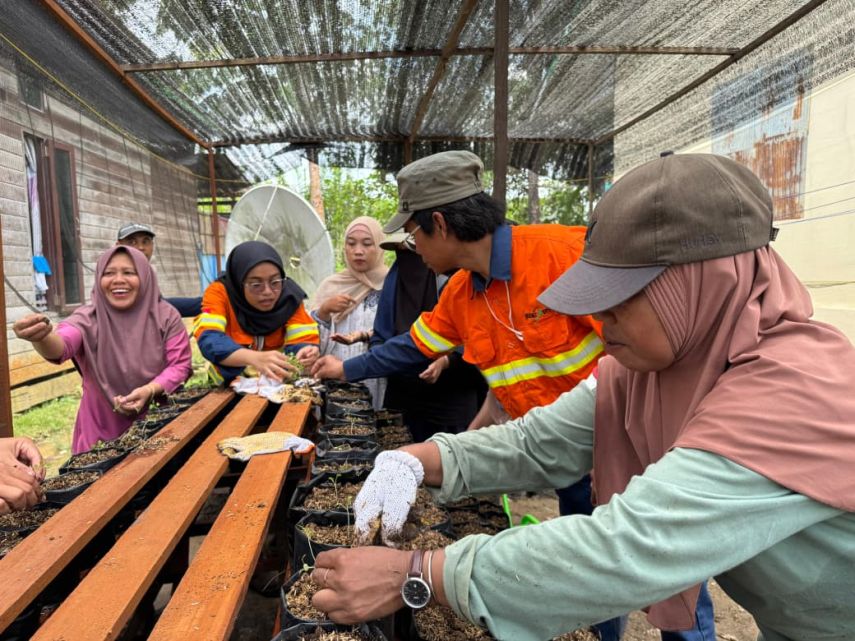 Dorong Ekosistem Pertanian Berkelanjutan, PT Indexim Coalindo Gelar Pelatihan Pembuatan Media Tanam di Kutai Timur