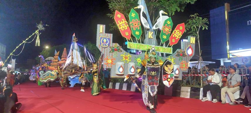 Bontang City Carnival 2025 Berlangsung Meriah, Ribuan Warga Padati Jalan Ahmad Yani