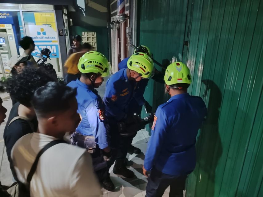 Disdamkartan Bontang Respons Cepat Buka Roling Door Macet di Jalan Sudirman