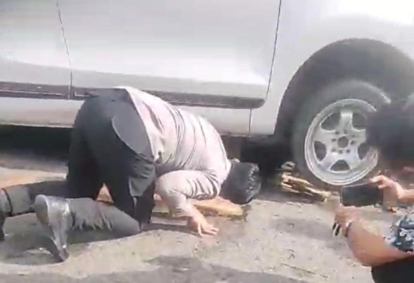 Dongkrak Pengganjal Terlepas, Sopir Travel Tewas Tertindih saat Perbaiki Mobil