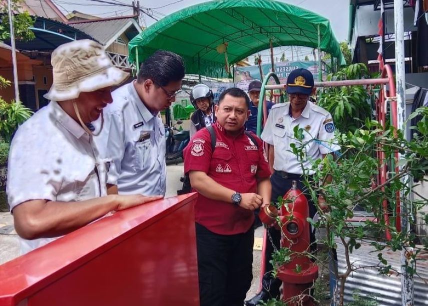 Disdamkartan Bontang Lakukan Monev Hidran di Kawasan Kampung Pesisir Tanjung Laut Indah