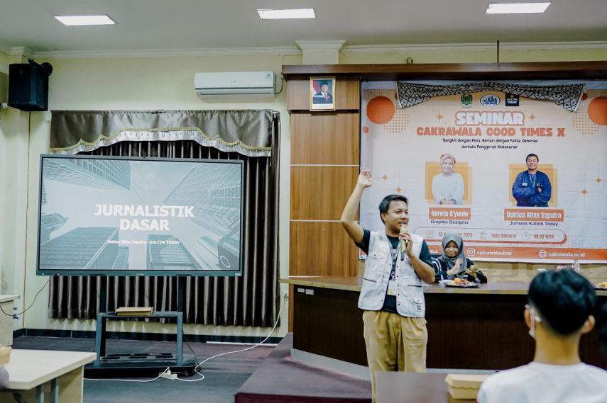 Tingkatkan Kemampuan Menulis Berita, Jurnalis Kaltimtoday Beri Pelatihan Jurnalistik Dasar di LPM Cakrawala