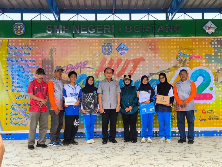 HUT ke-42 SMPN 1 Bontang, Pemkot Perkuat Komitmen Pendidikan dan Mental Health Siswa