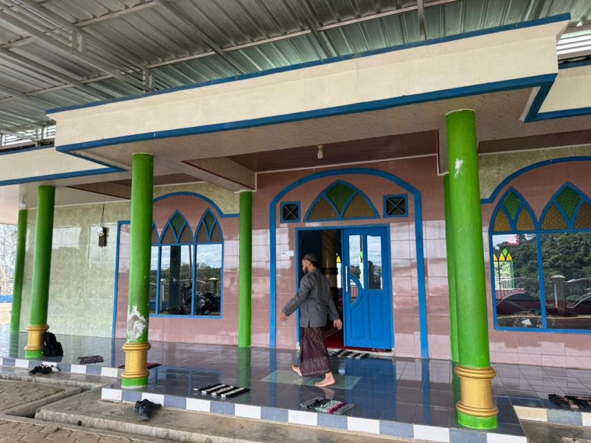 Bupati Kukar Pastikan Program Rehabilitasi Masjid Berlanjut, Targetkan 700 Sertifikasi Lahan Mulai 2026
