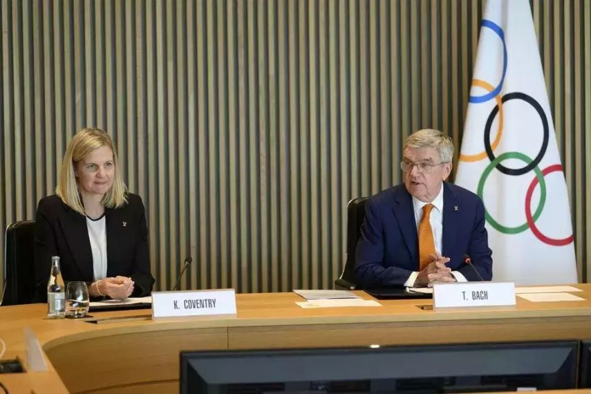 IOC Belum Tetapkan Aturan Resmi untuk Atlet Transgender di Olimpiade 2028