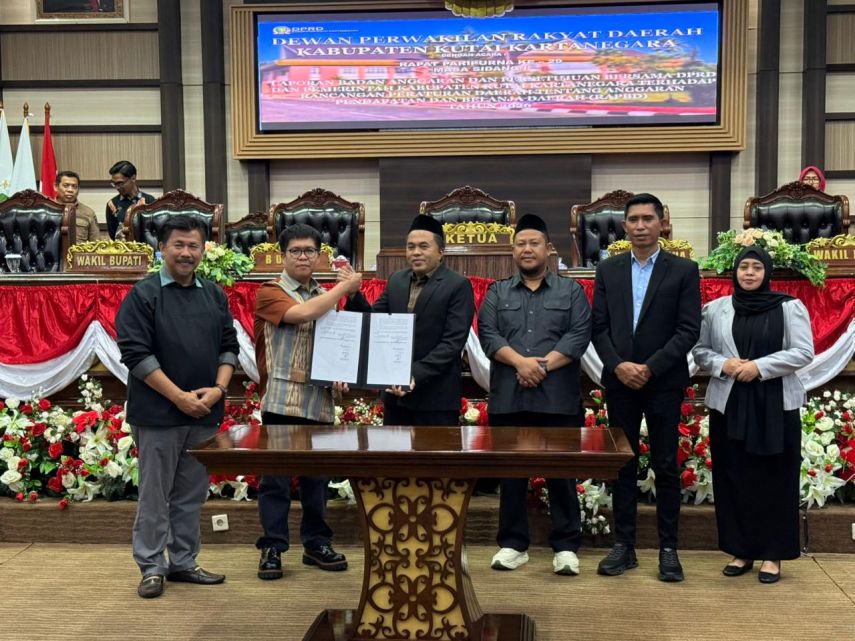 DPRD Kukar Ketok Palu APBD 2026 Rp 7,1 Triliun, Sekda Pastikan Penuhi 17 Program Prioritas