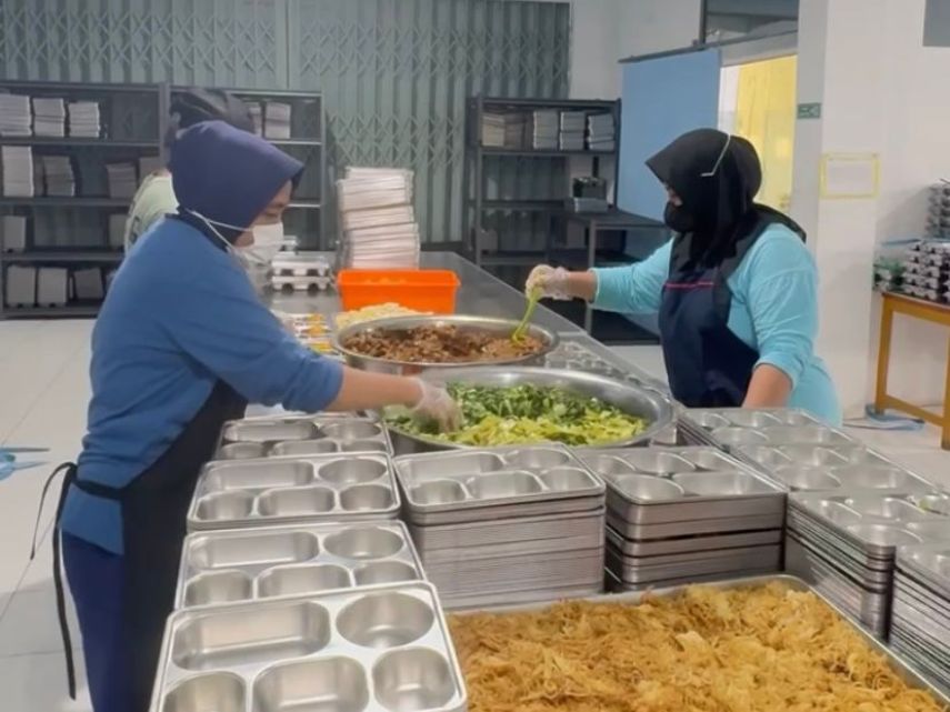 16 dari 24 Dapur MBG yang Beroperasi Resmi Kantongi SLHS, Dinkes Samarinda Kebut Sertifikasi
