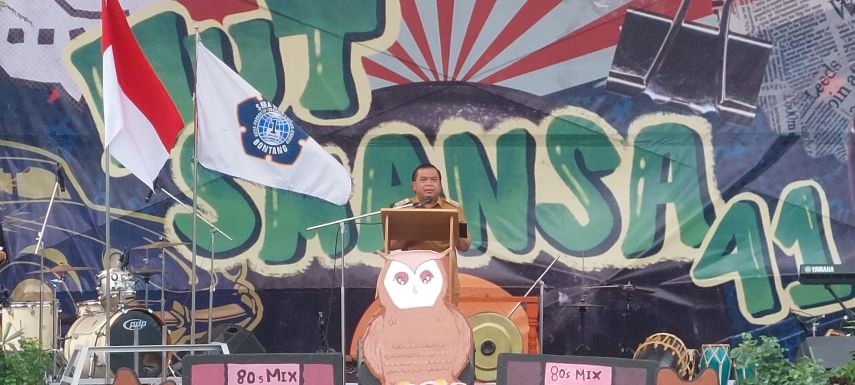 Hadiri HUT ke-41 SMA Negeri 1 Bontang, Agus Haris Puji Prestasi dan Kreativitas Siswa