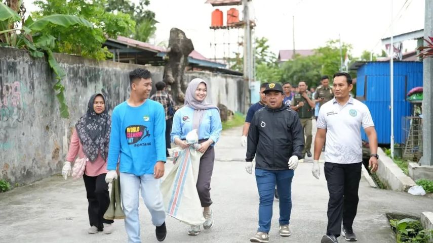 Hadiri World Cleanup Day 2025, Wawali Agus Ajak Warga Jadikan Kebersihan sebagai Kebiasaan Harian