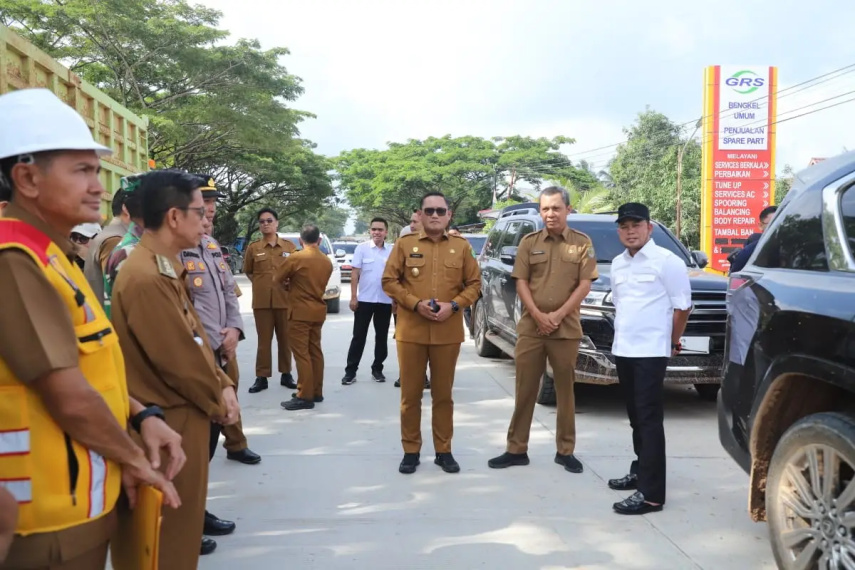Pemprov Kaltim Anggarkan Rp4,7 Miliar untuk Pelebaran Bahu Jalan Pesisir Muara Badak Tahun 2025