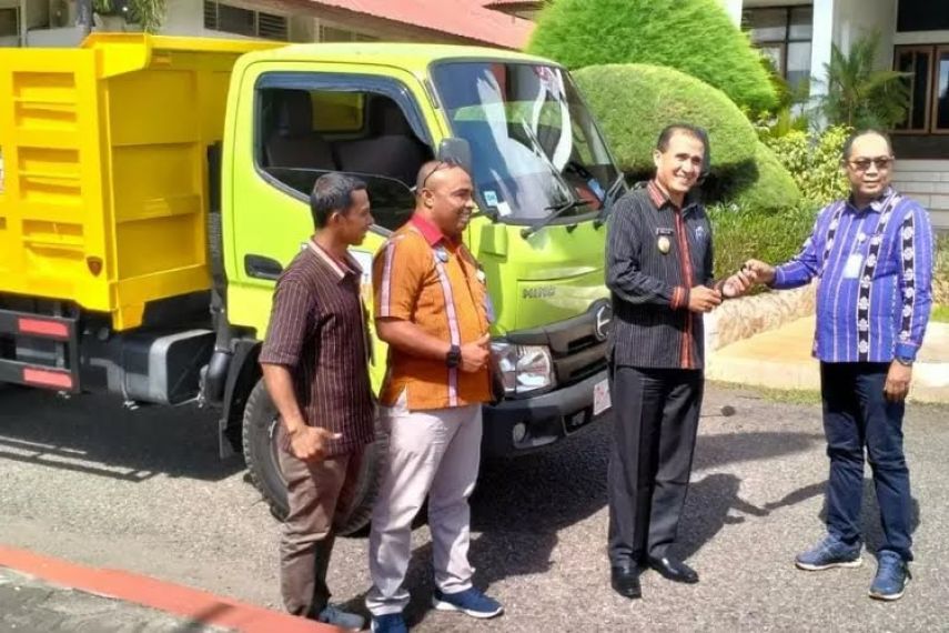 Komitmen dan Aksi Nyata DLH Flores Timur dalam Pengelolaan Lingkungan Hidup