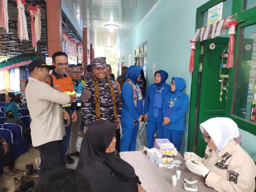 Peringati Hari Armada, Lanal Sangatta dan PT Indexim Coalindo Gelar Pemeriksaan Kesehatan Gratis dan Bakti Sosial di Kaliorang