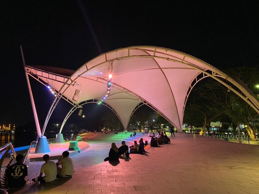 Satpol PP Samarinda Siagakan Ratusan Personel di Malam Tahun Baru, PKL Ditata Tanpa Penindakan