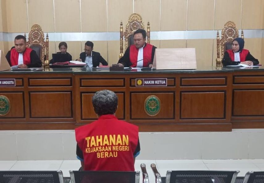 Kakek 50 Tahun yang Sodomi Anak Kecil di Musala Berau Divonis 14 Tahun